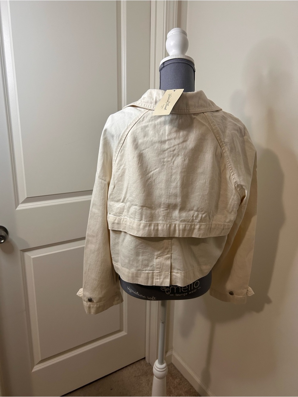 Universal Thread Denim Cropped Trench Jacket - Off-White L - Picture 8 of 9